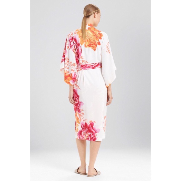 Natori | Intimates & Sleepwear | Natori Bali Floral Robe In Warm White ...